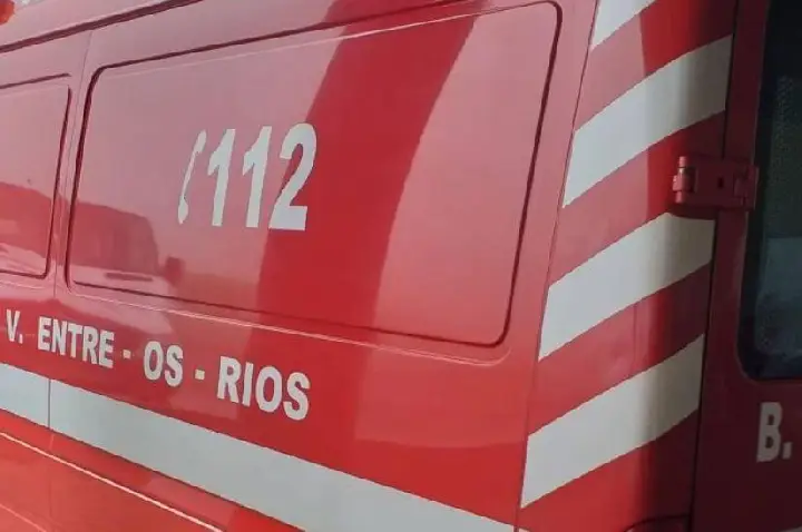 Despiste de motociclo causa um ferido em Eja