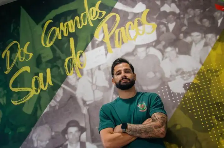 FC Paços de Ferreira fecha a contratação de Higor Platiny