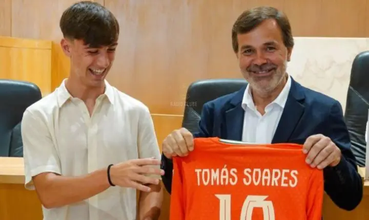 Pacense Tomás Soares sagra-se Campeão do Mundo de Futebol Sub-17