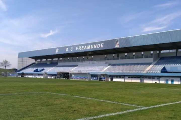 Paços de Ferreira: Investimento de mais de 1,5 milhões para renovar balneários de futebol