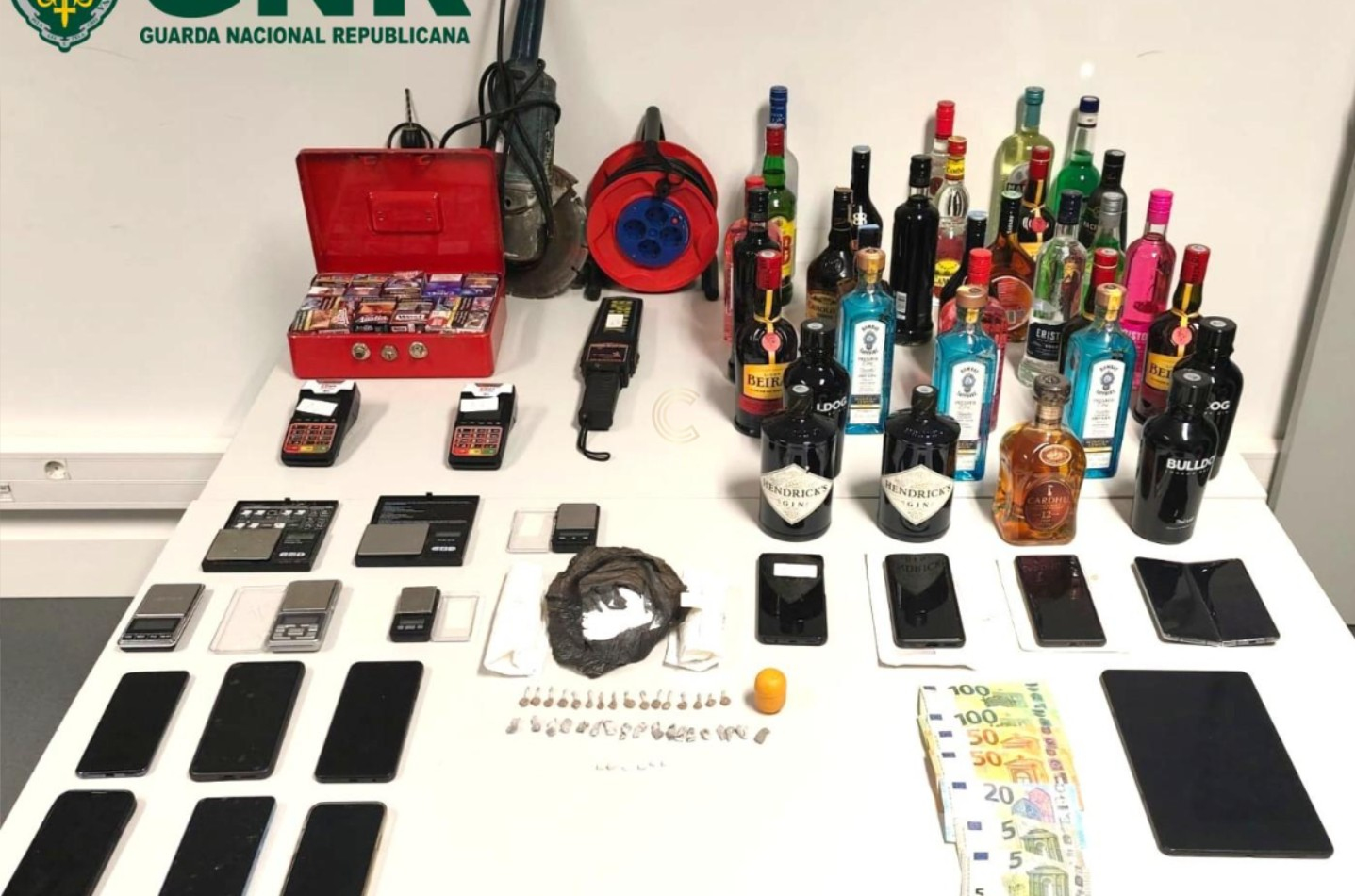 Quatro detidos por tráfico de estupefacientes