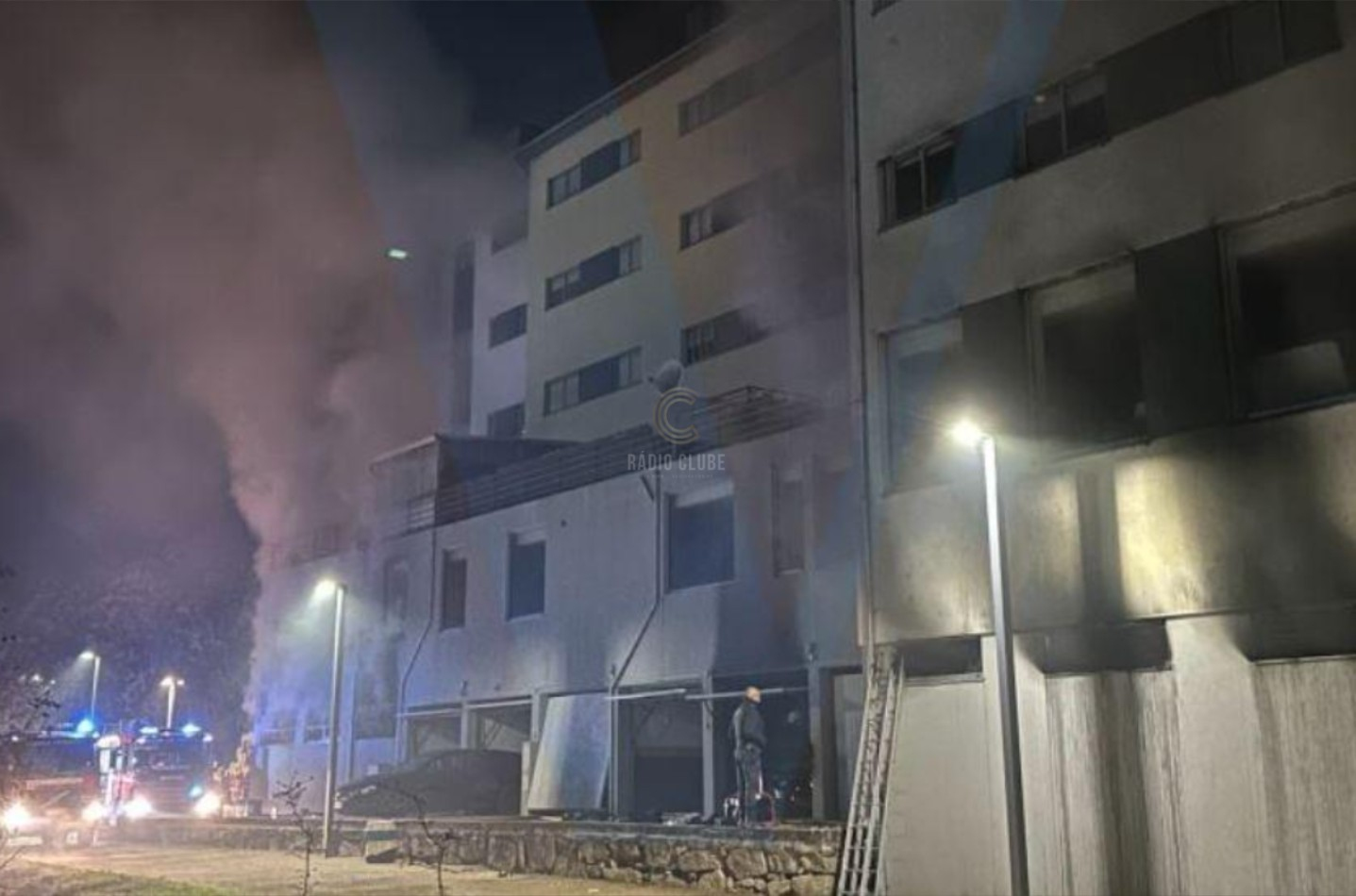 Detido homem que destruiu 30 viaturas e desalojou 111 moradores em Paços de Ferreira