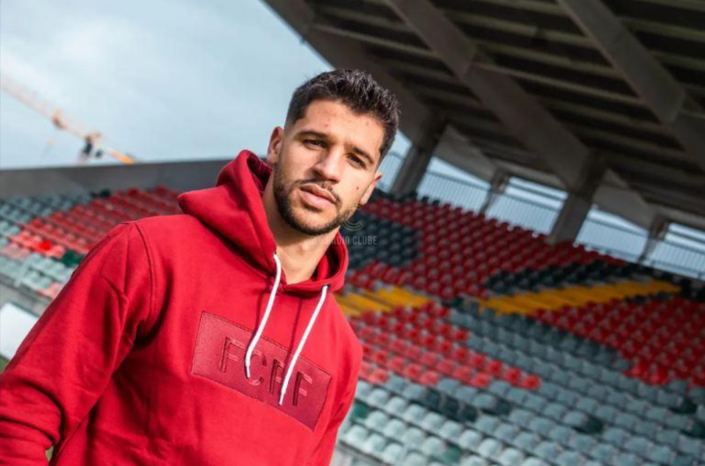 Miguel Falé assina pelo FC Paços de Ferreira