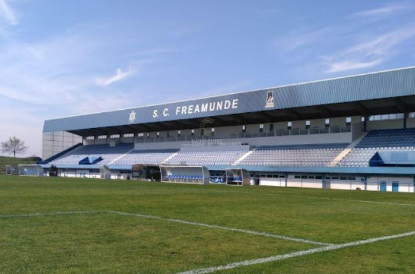 Paços de Ferreira: Investimento de mais de 1,5 milhões para renovar balneários de futebol